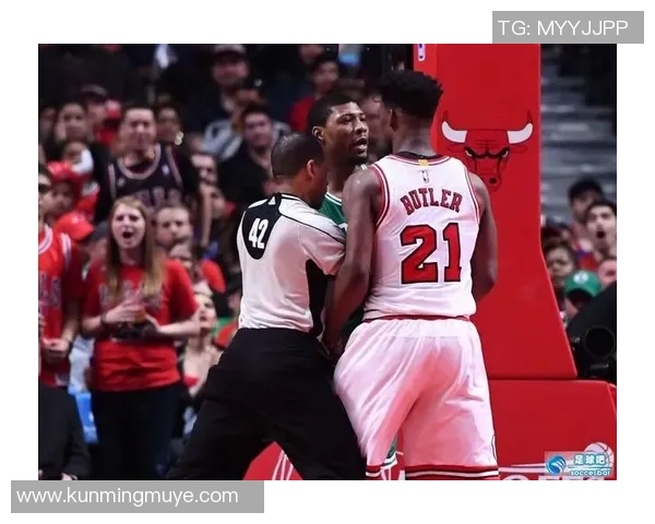 南部女王与邓迪联队的激烈对决展现足球魅力与团队精神