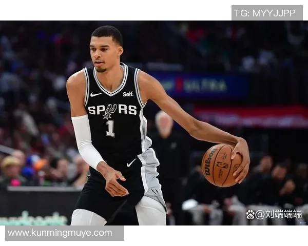 博格丹博格达诺维奇：从天赋新星到篮球赛场的璀璨明星