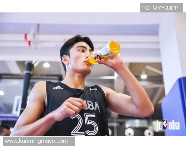 张骋宇的成长之路：从青涩少年到职场精英的奋斗故事