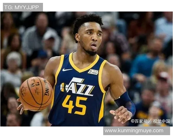 特里罗齐尔的篮球之路:从新秀到球队核心的成长历程 特里罗齐尔的篮球之路:从新秀到球队核心的成长历程