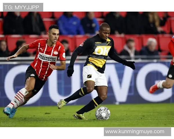 芬洛与布雷达激战正酣比分揭晓精彩瞬间回顾