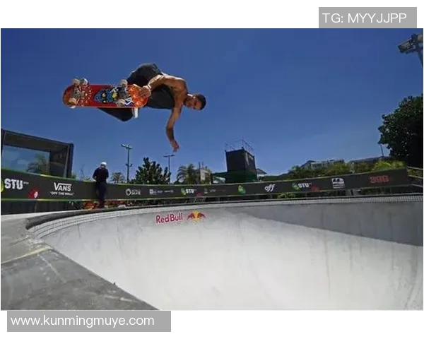 马拉松大满贯回顾:北京滑板队在比赛中的经验与表现分析 马拉松大满贯回顾:北京滑板队在比赛中的经验与表现分析