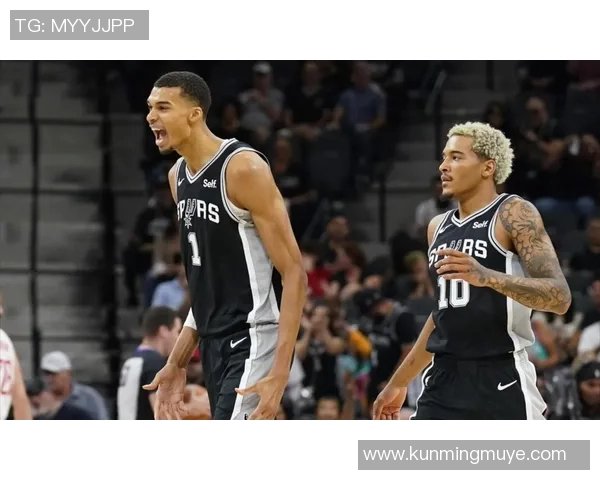 2017年马刺与凯尔特人激战回顾:经典对决与球星风采的碰撞 2017年马刺与凯尔特人激战回顾:经典对决与球星风采的碰撞