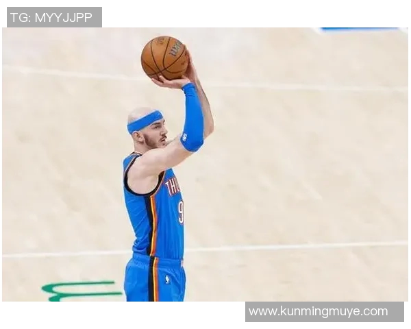 亚历克斯卡鲁索的篮球之路与成就探索