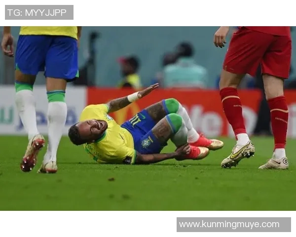 内马尔本赛季第五次受伤巴黎欧冠前景面临严峻考验